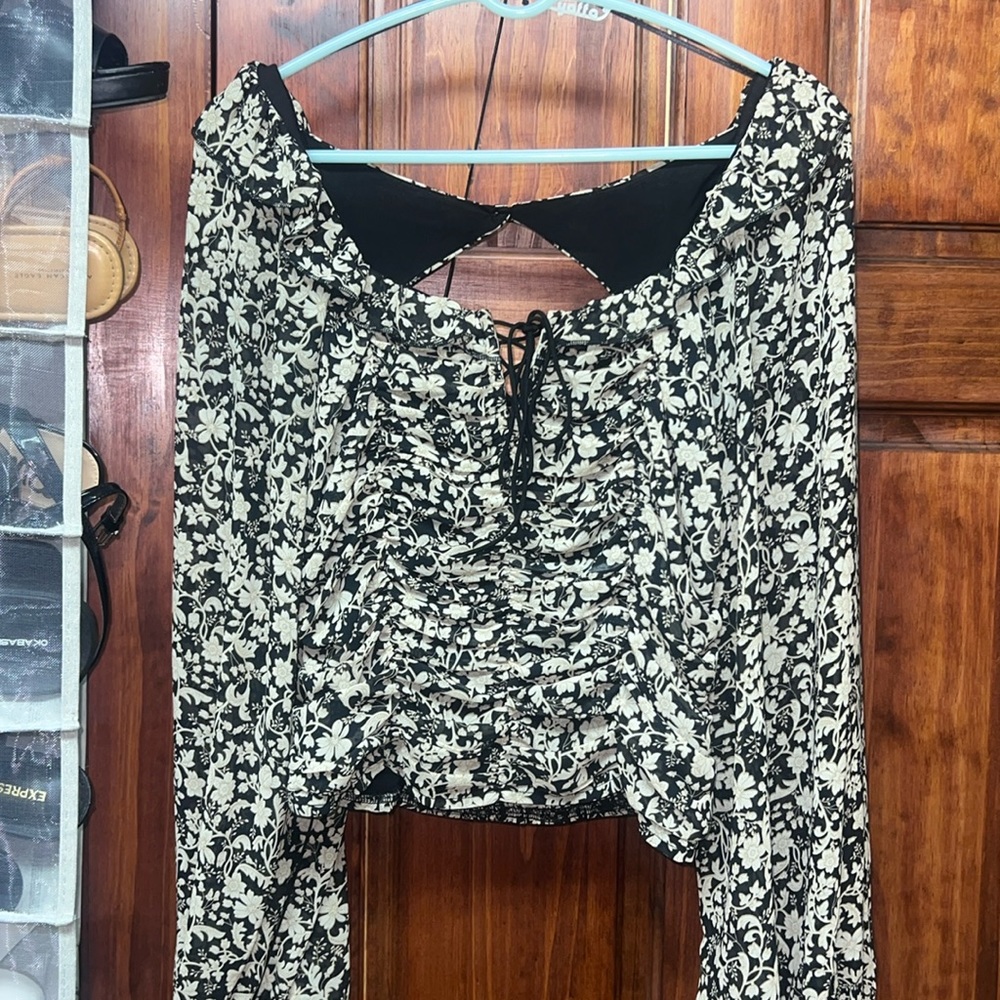 Floral top